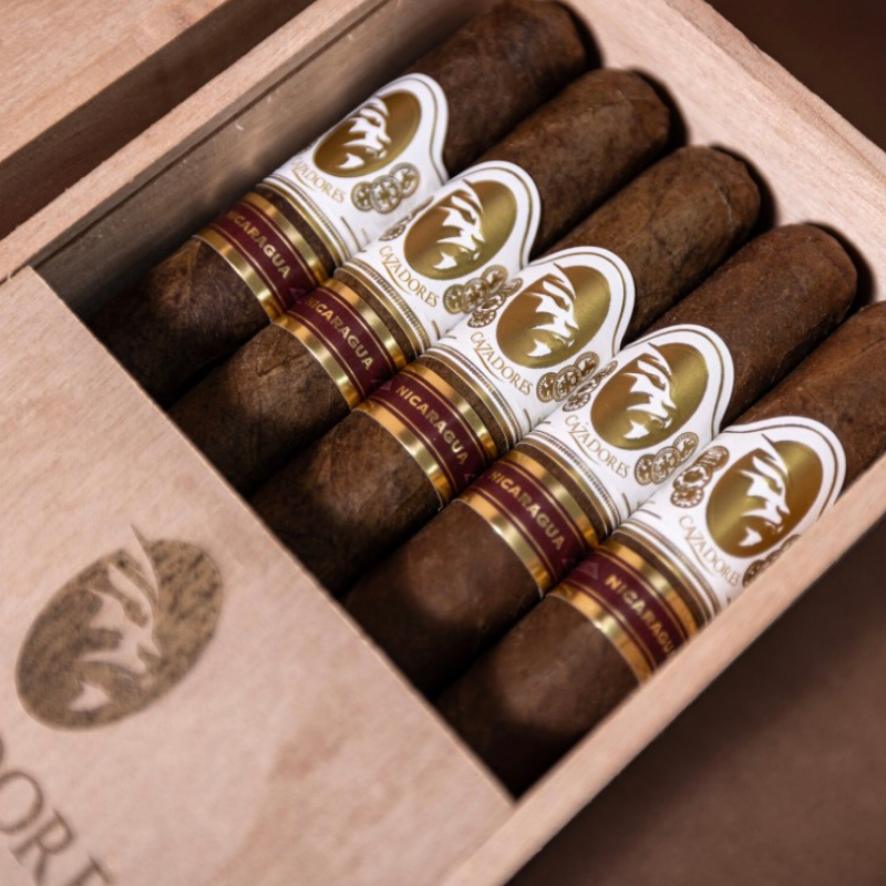 LA AURORA CAZADORES(2 Pack)