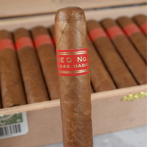 PARTAGAS - SERIE D NO. 4 - Full-Bodied Iconic Cuban Robusto | Cigars Canada Delivery | CIgarHaus